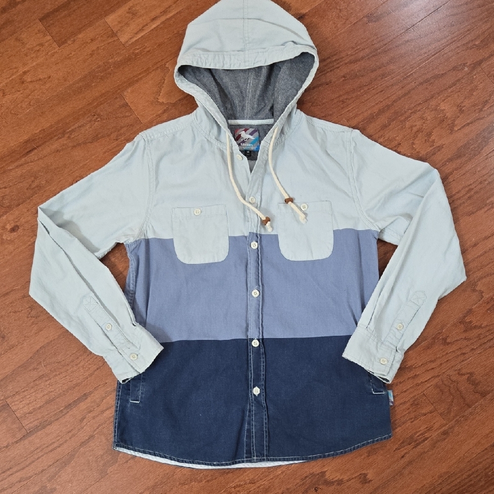 Modern Amusement Blue Colorblock Hooded Cotton Top
